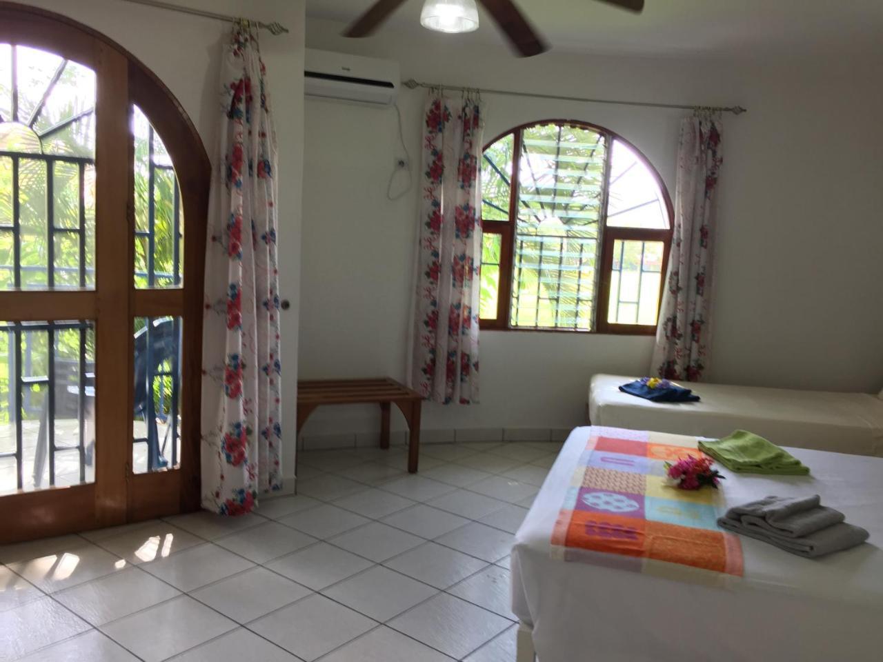 Bed and Breakfast La Perlita Хако Экстерьер фото